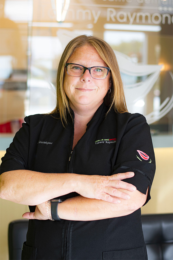 Véronique - Secrétaire dentaire - Clinique de santé dentaire Tammy Raymond de Terrebonne